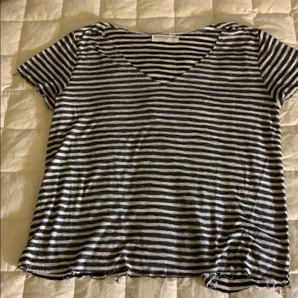 T shirt urban outfitters